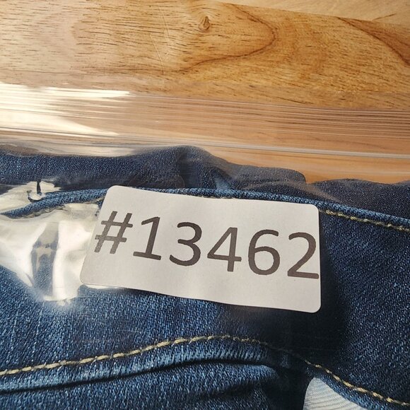 RFM Jeans Womens 18 Blue Stretch High Rise Capri *GUC* - Picture 15 of 15